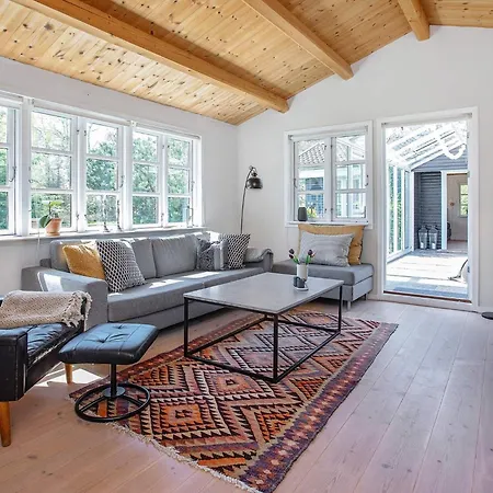Holiday home 8 Person In Vaeggerlose *