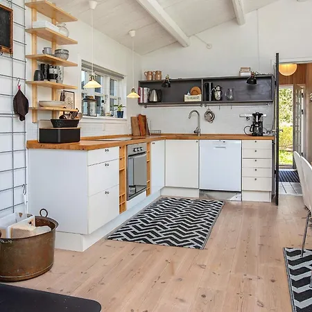 Holiday home 8 Person In Vaeggerlose Boto By