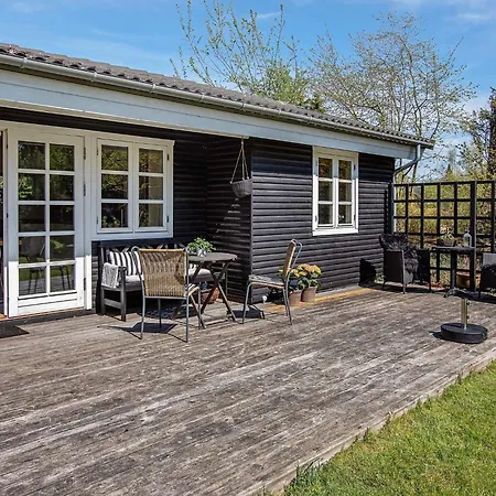 Holiday home 8 Person In Vaeggerlose *